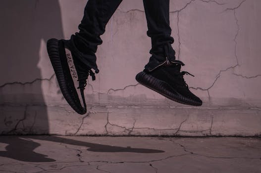 Yeezy Boost 350: Revolutionizing Sneakers with Style and Technology